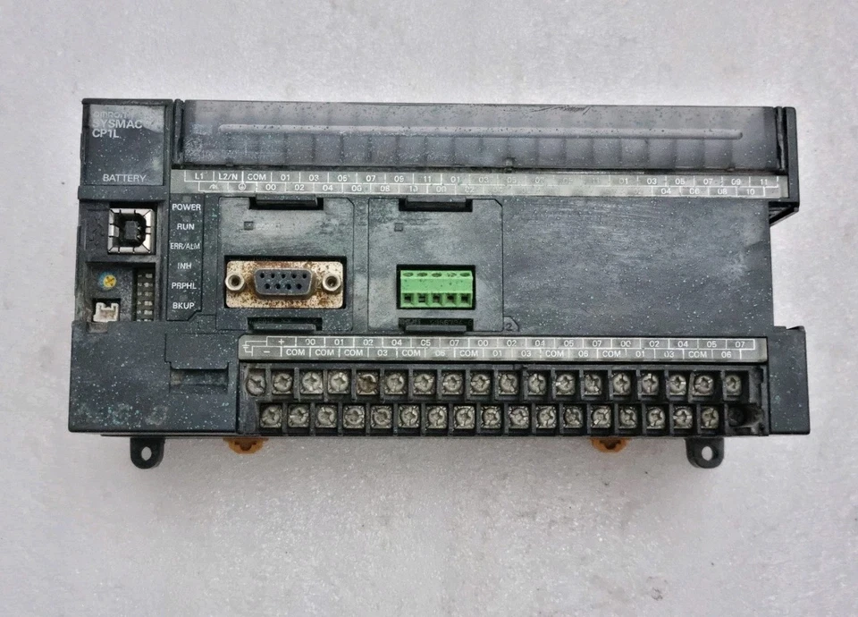OMRON SYSMAC CP1L PROGRAMMABLE CONTROLLER CP1L